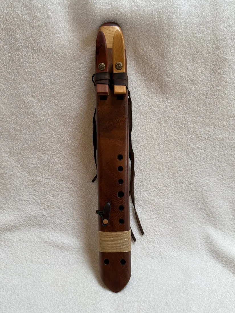 Dvojna indijanska flavta v D